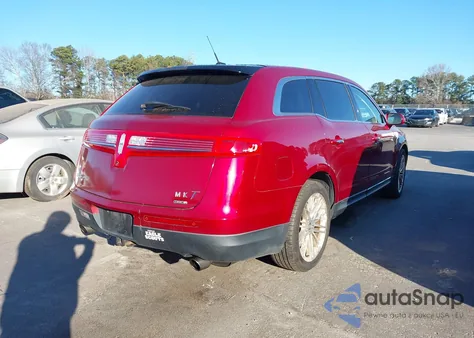 2013 Lincoln Mkt Ecoboost z USA, uszkodzony, nr VIN 2LMHJ5AT8DBL53306